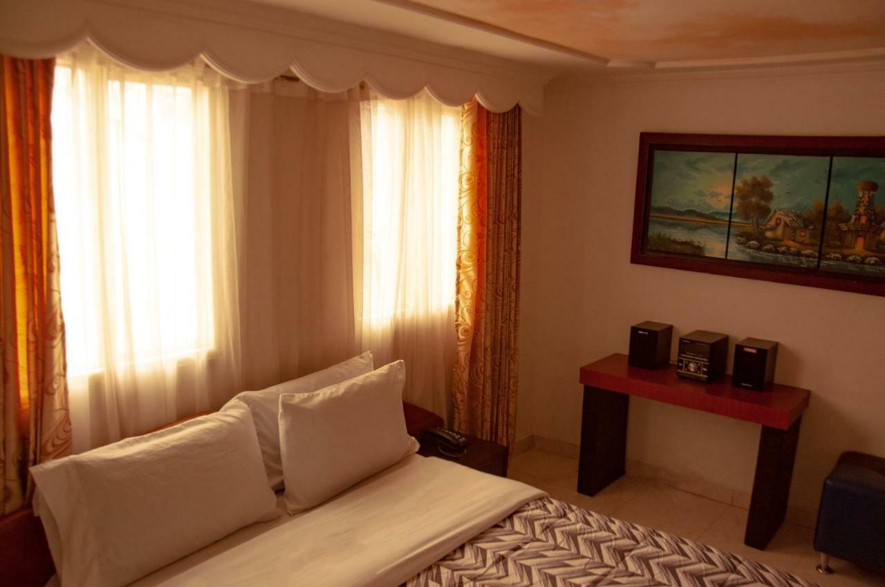La Gran Fortaleza B&B Богота Екстериор снимка